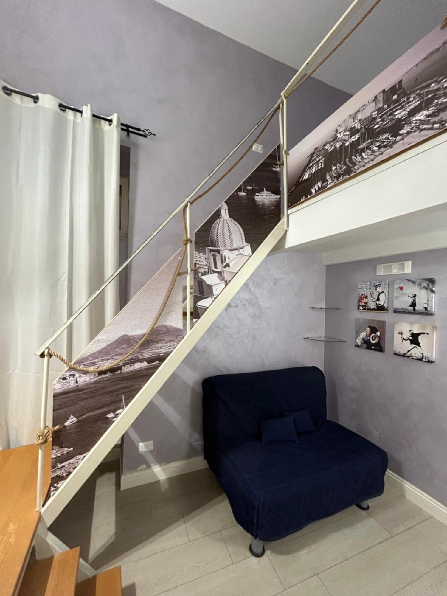 مبيت وإفطار نابولي Chiaia Roof المظهر الخارجي الصورة