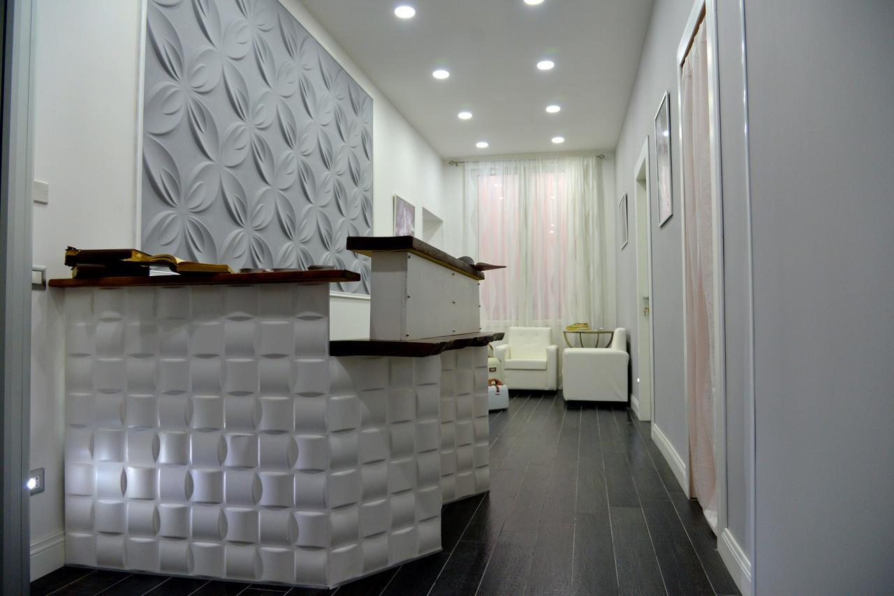 مبيت وإفطار نابولي Chiaia Roof المظهر الخارجي الصورة